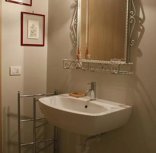 La Salvia E Il Lampone Pove del Grappa